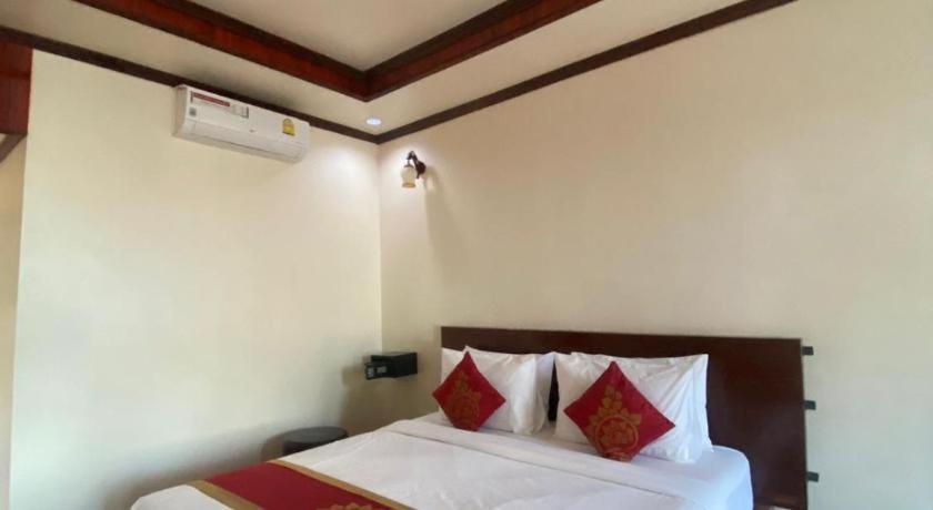 Golden Hotel Dondet Muang Không Exterior foto